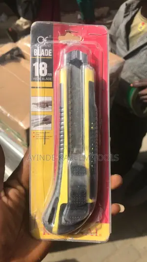 Utility Knife 18mm Wide Blade