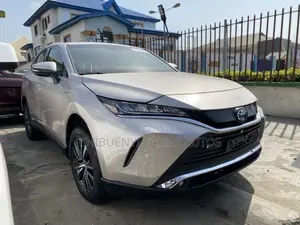 Toyota Venza 2021 Gold