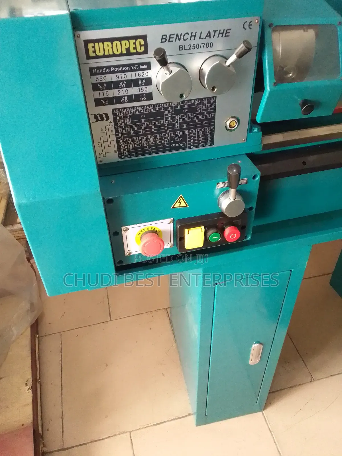 Lathe Machine 700mm