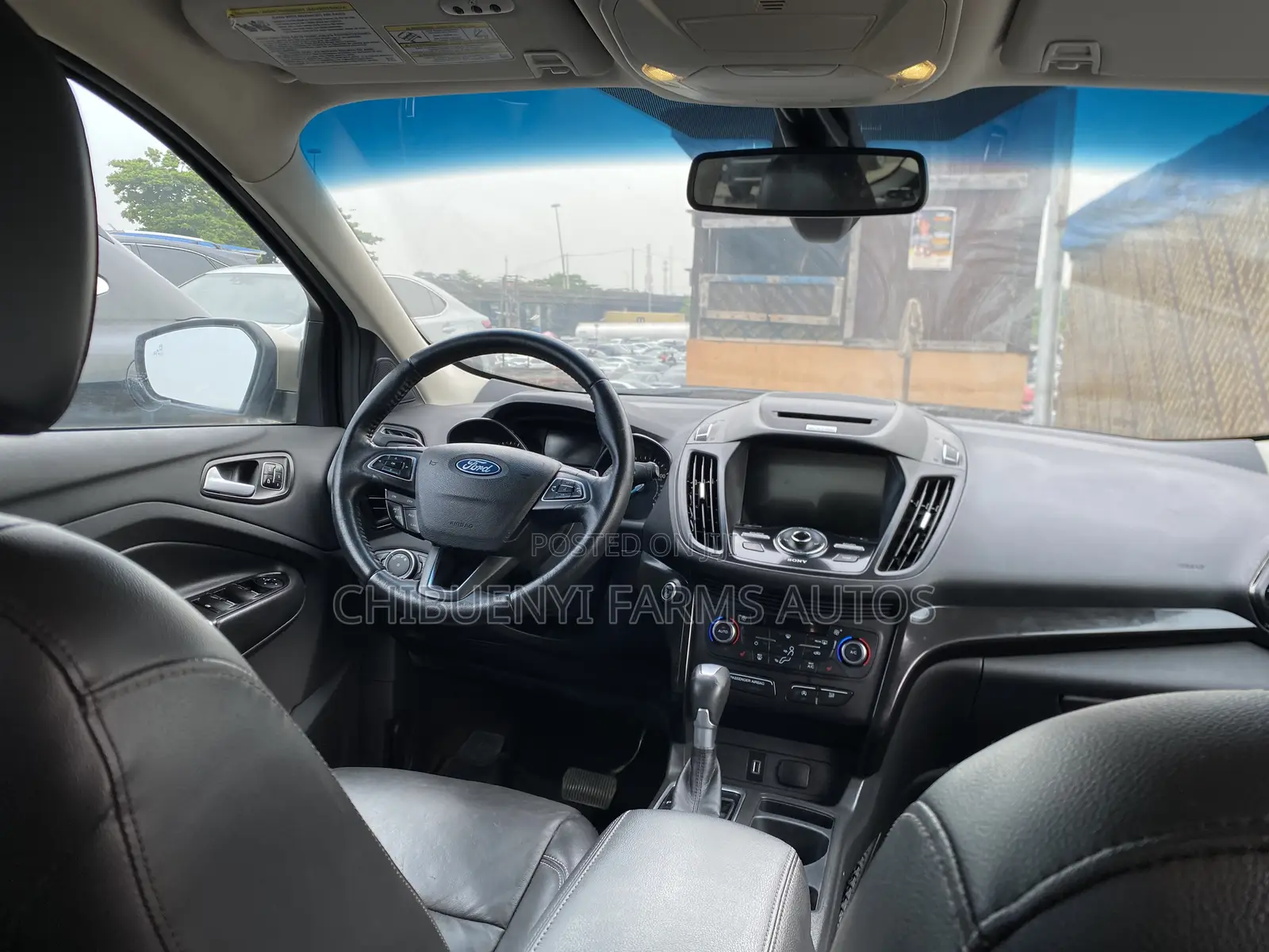 Ford Escape Titanium 4x4 2017 Gold