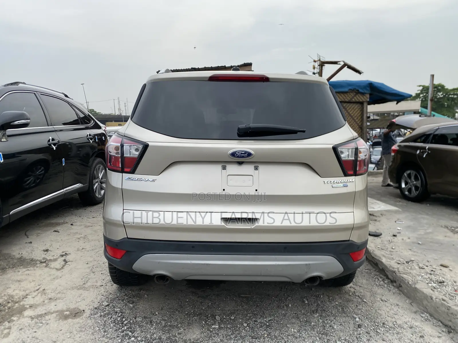 Ford Escape Titanium 4x4 2017 Gold