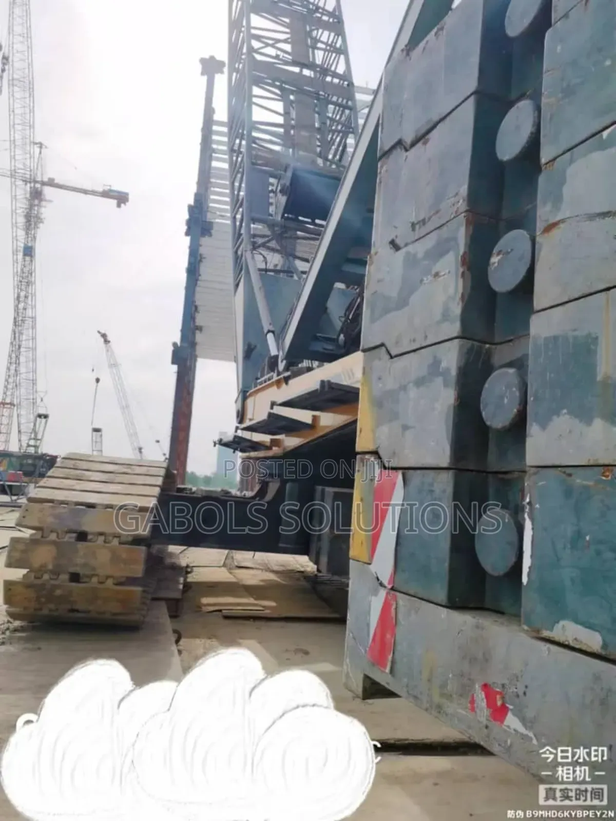 300 Tons Crawler Crane