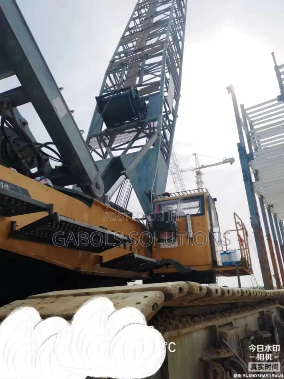 300 Tons Crawler Crane