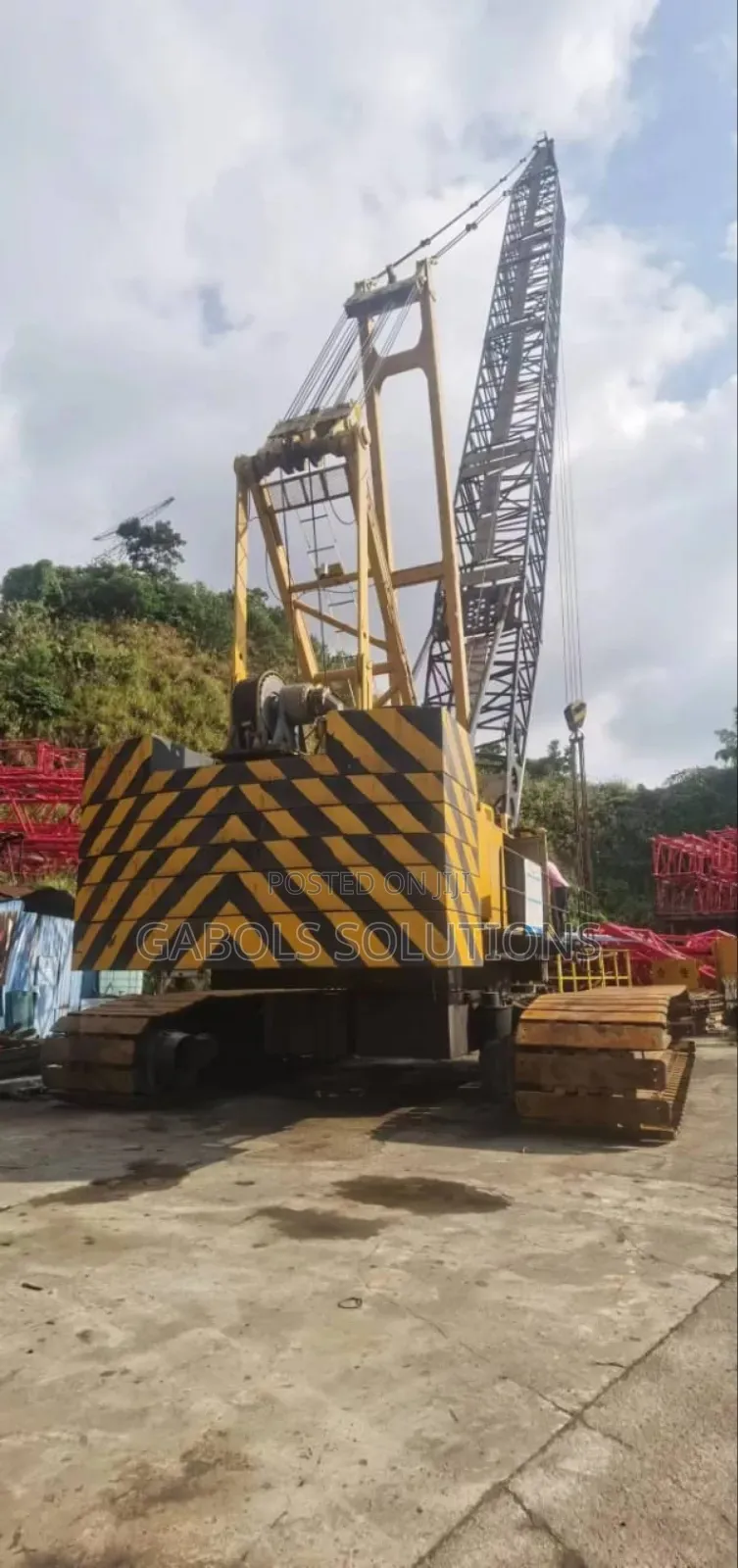 Kobelco 250 Ton Crawler Crane.