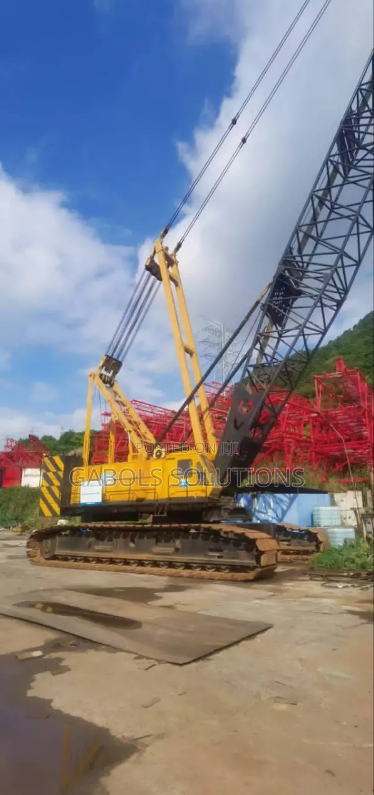 Kobelco 250 Ton Crawler Crane.