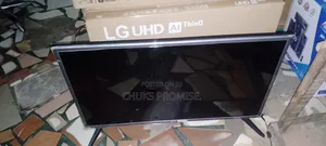 32 Inches Tv Set