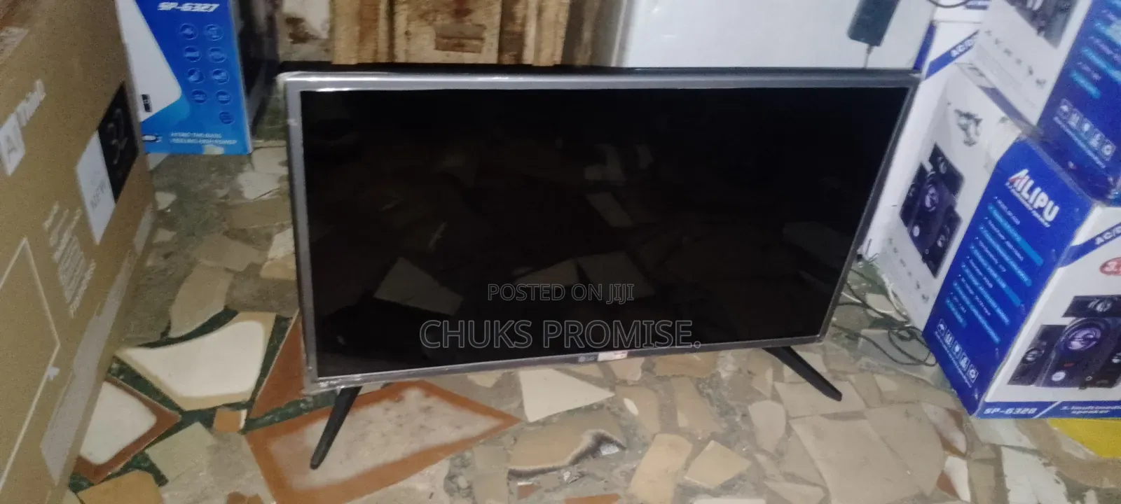 32 Inches Tv Set