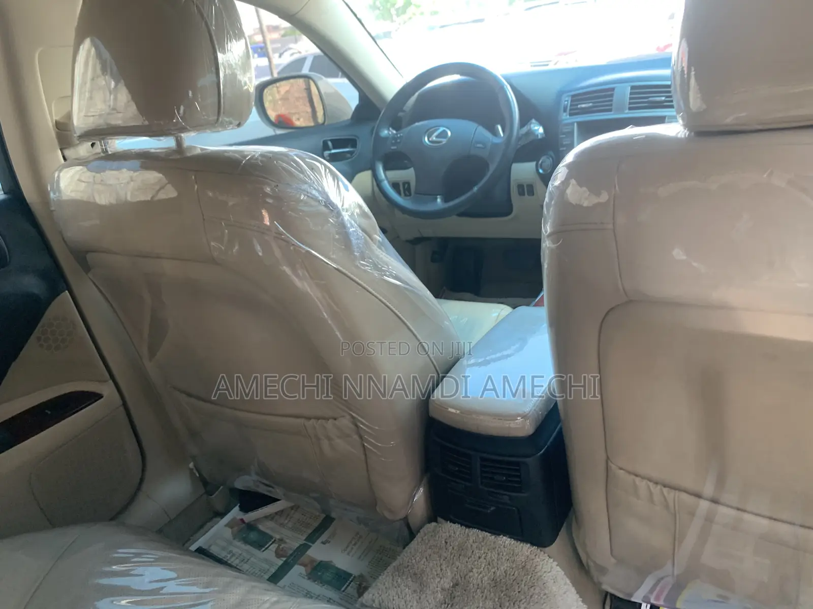Lexus IS 250 Automatic 2010 Gold