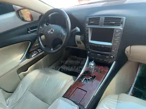 Lexus IS 250 Automatic 2010 Gold