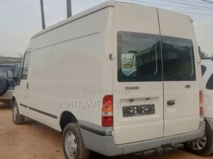 Photo - Ford Transit 2004 White