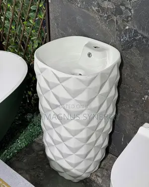 England Standard White Design Basin
