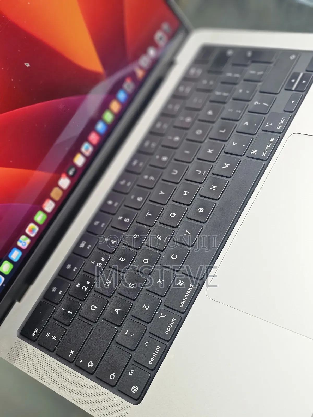 Laptop Apple MacBook Pro 2023 M3 8GB Apple M3 SSD 512GB