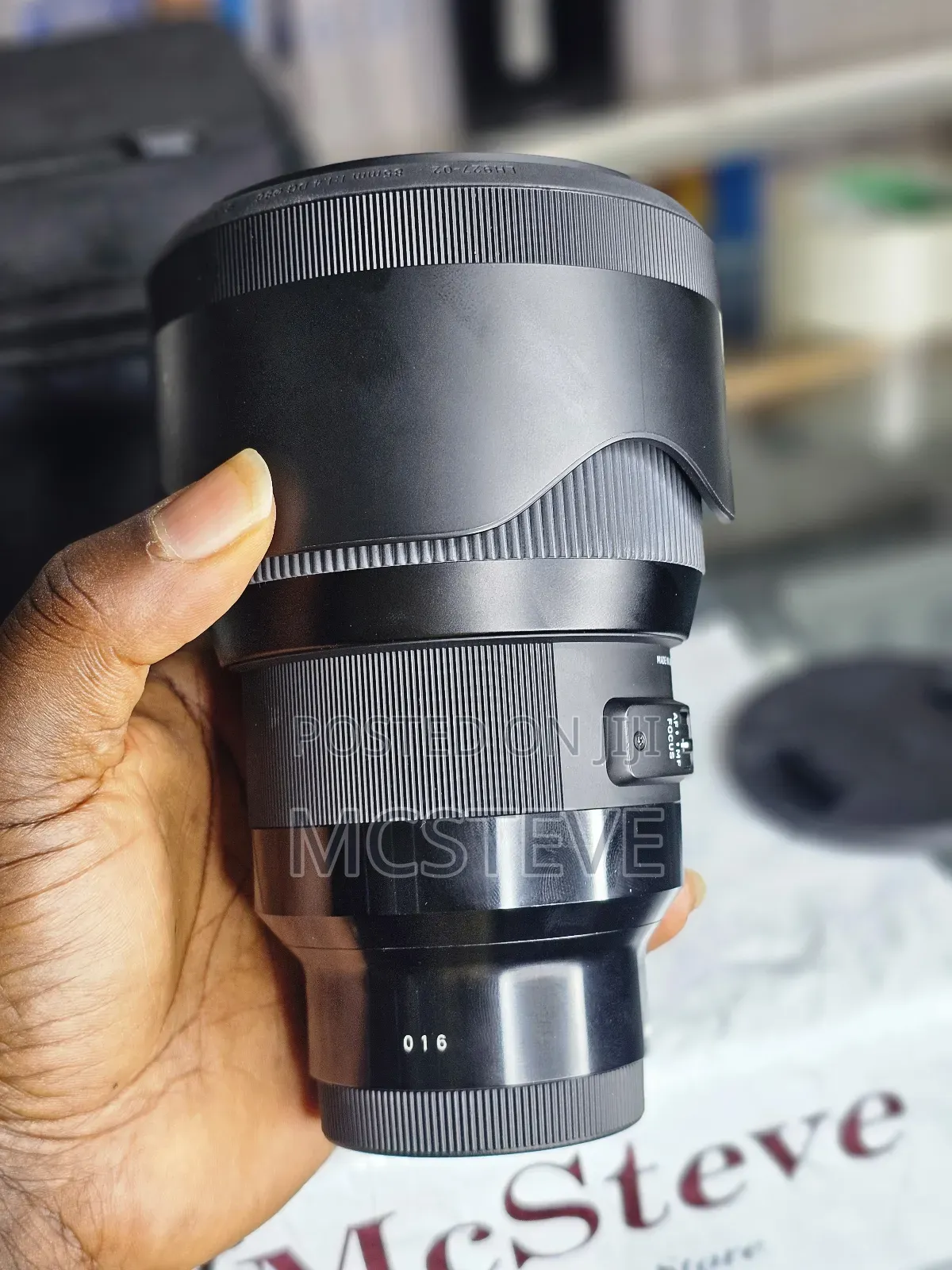 Sigma 85mm F1.4 DG Art Lens for Sony E-Mount