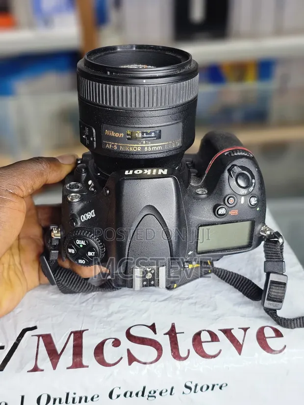 Photography Nikon D800 Nikon D800 Camera With 85MM AF-S Lens In