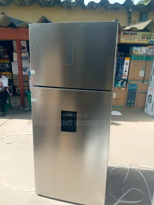 Hisense Standing Fridge 546L With Dispenser