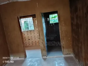 Furnished 1bdrm Block of Flats in Bomode Oku, Igbogbo for rent