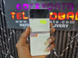 Samsung Galaxy Z Flip 3 256 GB White