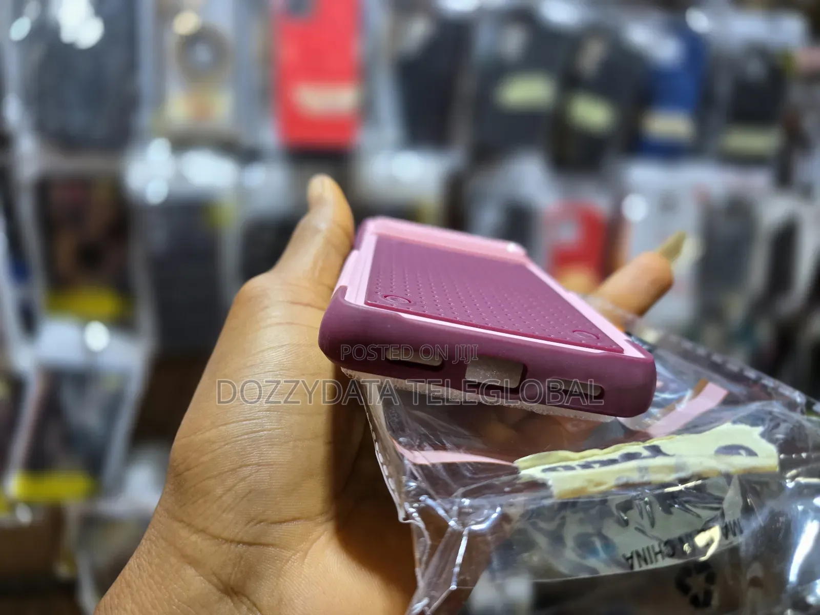 Google Pixel 7 Pro Strong Protective Case Purple/Pink