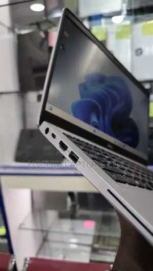 Laptop Dell Latitude 5310 8GB Intel Core i5 SSD 256GB