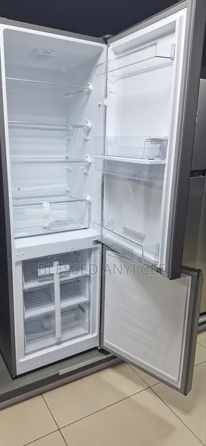New Hisense 350l Bottom Freezer Double Door Fridge Dispenser