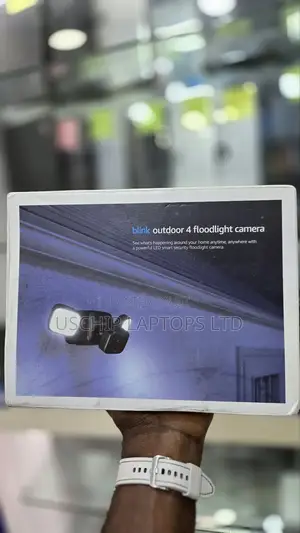 Blink 4 Outdoor Floodlight Camera