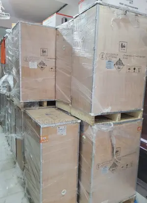 Photo - 17.5kwh 51.2v Felicity Solar Lithium Battery