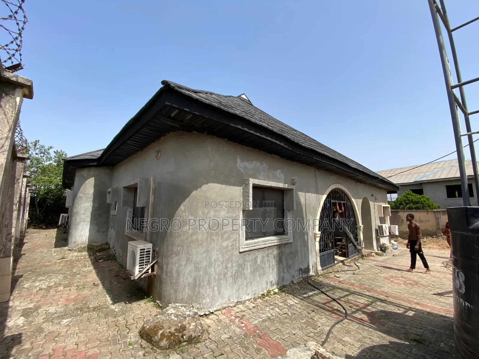 Furnished 5bdrm Bungalow in Bashorun,Winners for sale