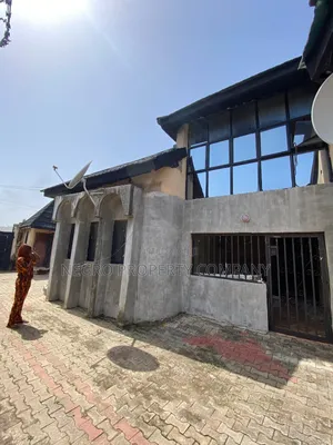 Furnished 5bdrm Bungalow in Bashorun,Winners for sale