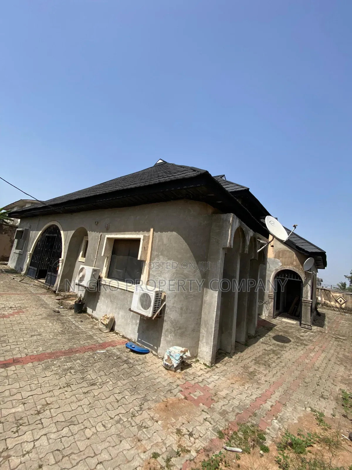Furnished 5bdrm Bungalow in Bashorun,Winners for sale