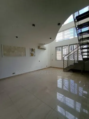 5bdrm Duplex in Ikoyi for rent