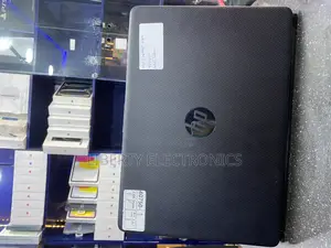 Laptop HP 14S 4GB Intel Celeron HDD 128GB