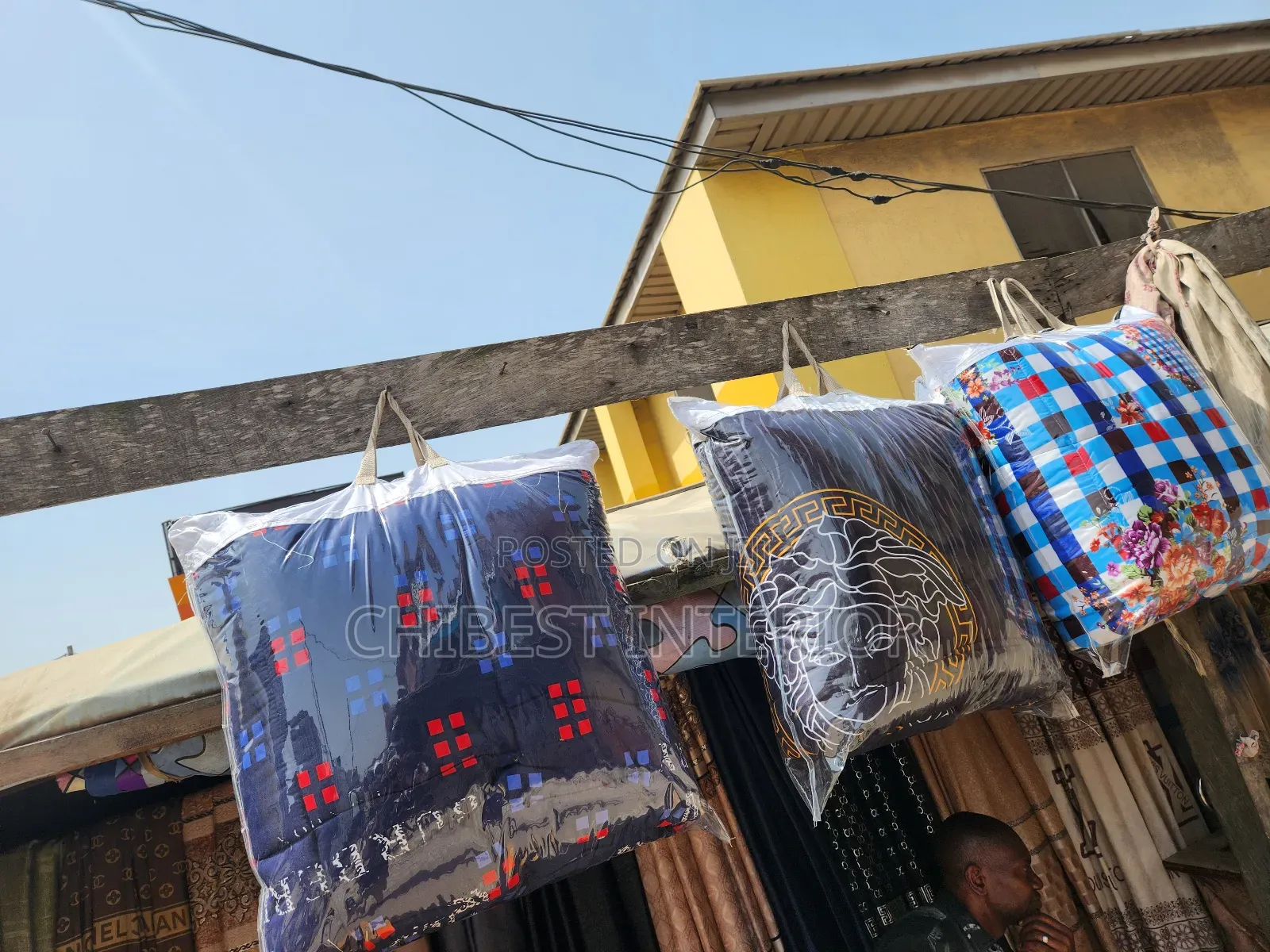 6by6 Duvet With Bedsheet and 4 Pillow Cases.