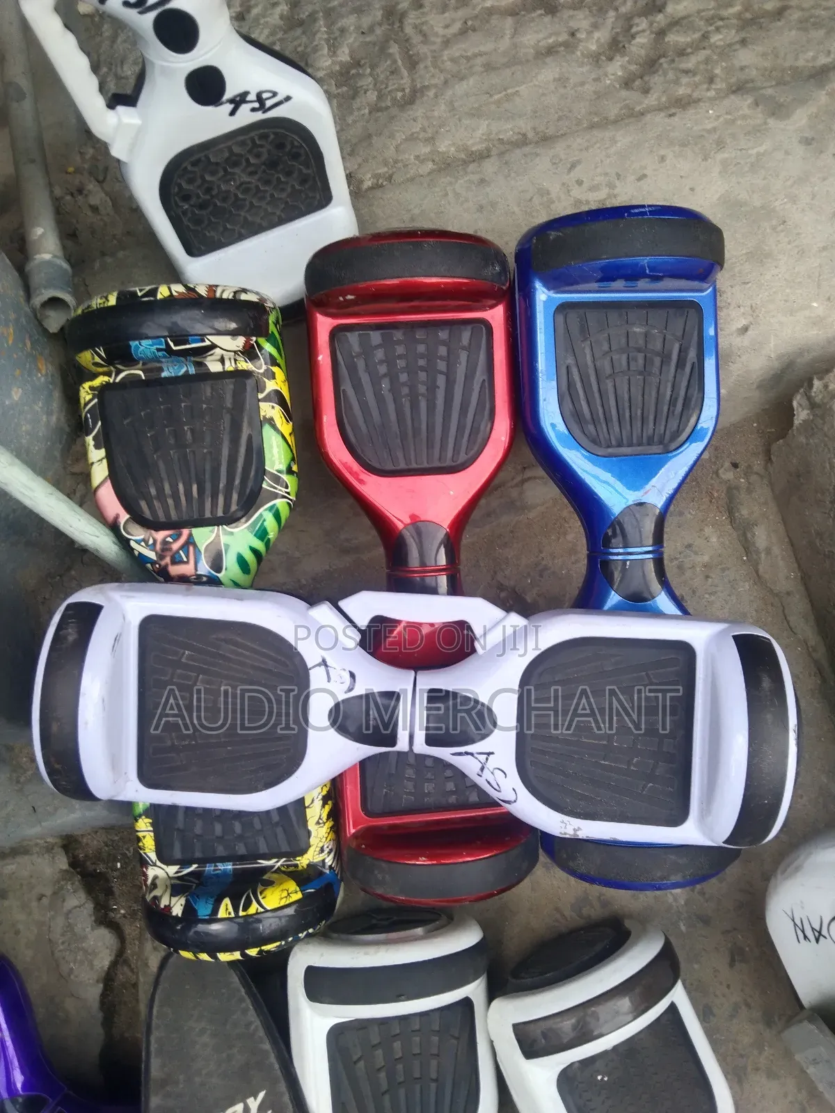 Hoverboards With Different Colours