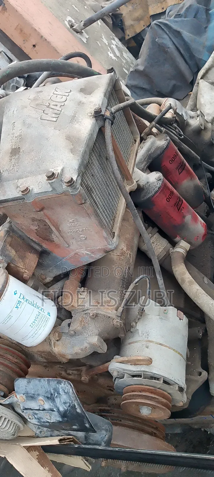 Mack Engine R Model 12 Valve
