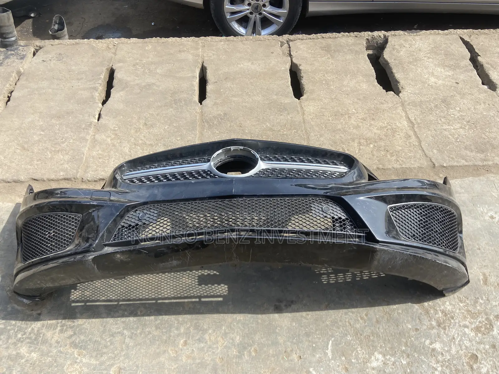 Front Bumper Cla 250 (2015)