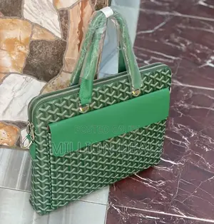 Photo - Leather Green Goyard Men's Business Bag