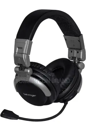 Behringer BB560M Bluetooth Headphones With Built-In