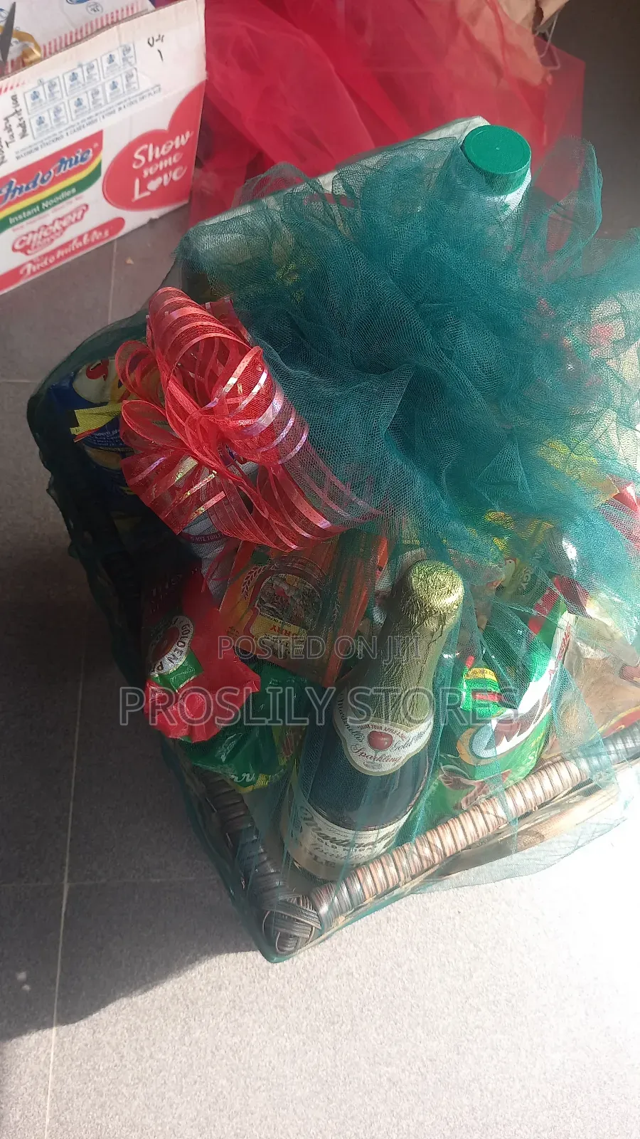 Christmas/ Giftings Hampers/Package