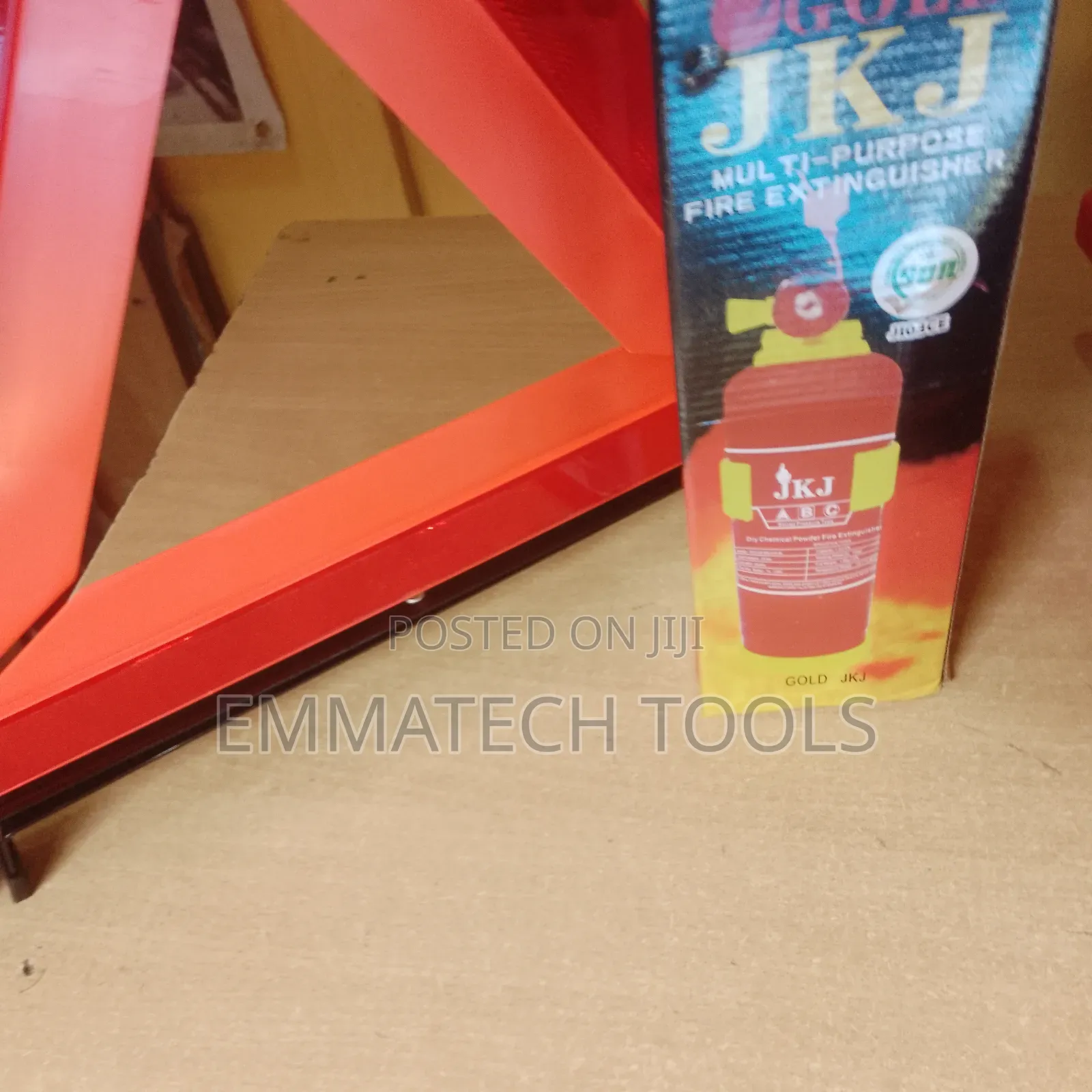 C Caution/1 Kg Extinguisher