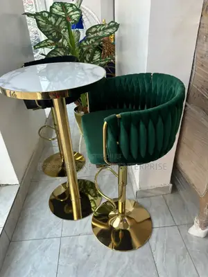 Bar High Table and Stool