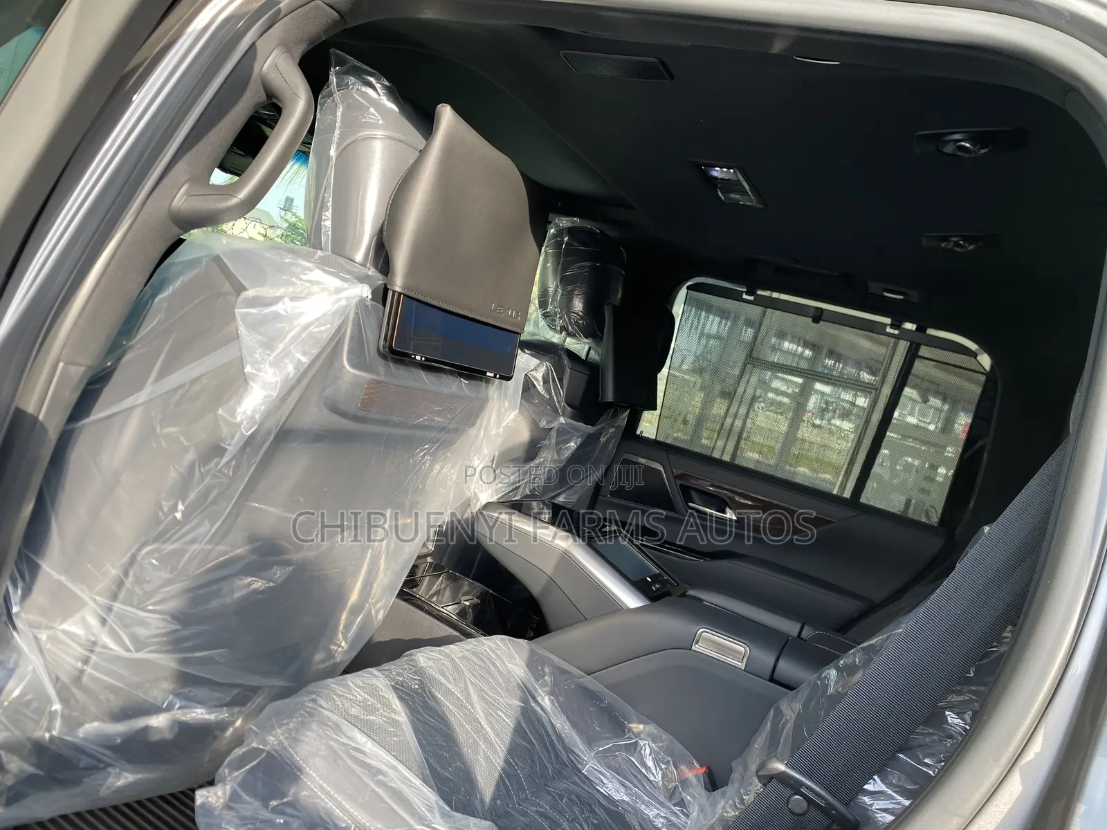 Lexus LX 2023 Gray