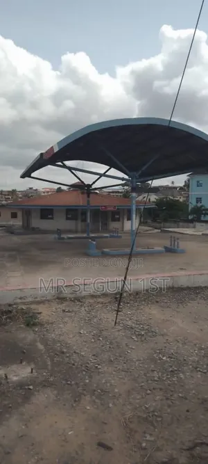 Filling Station