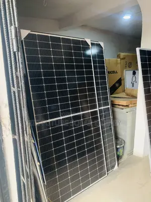 550w Canadian Solar Panel 144c