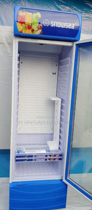 7 Ft Giant Upright Snowsea Chiller