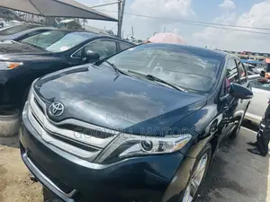 Photo - Toyota Venza Limited 4dr Wagon AWD (3.5L 6cyl 6A) 2014 Gray