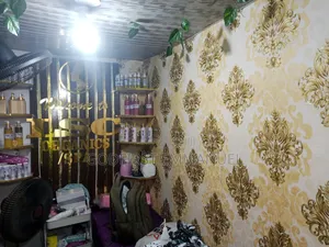 Wallpaper Installation
