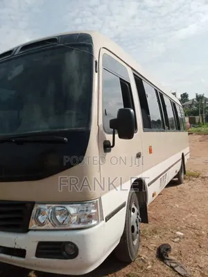 Toyota Coaster 2014 Gold