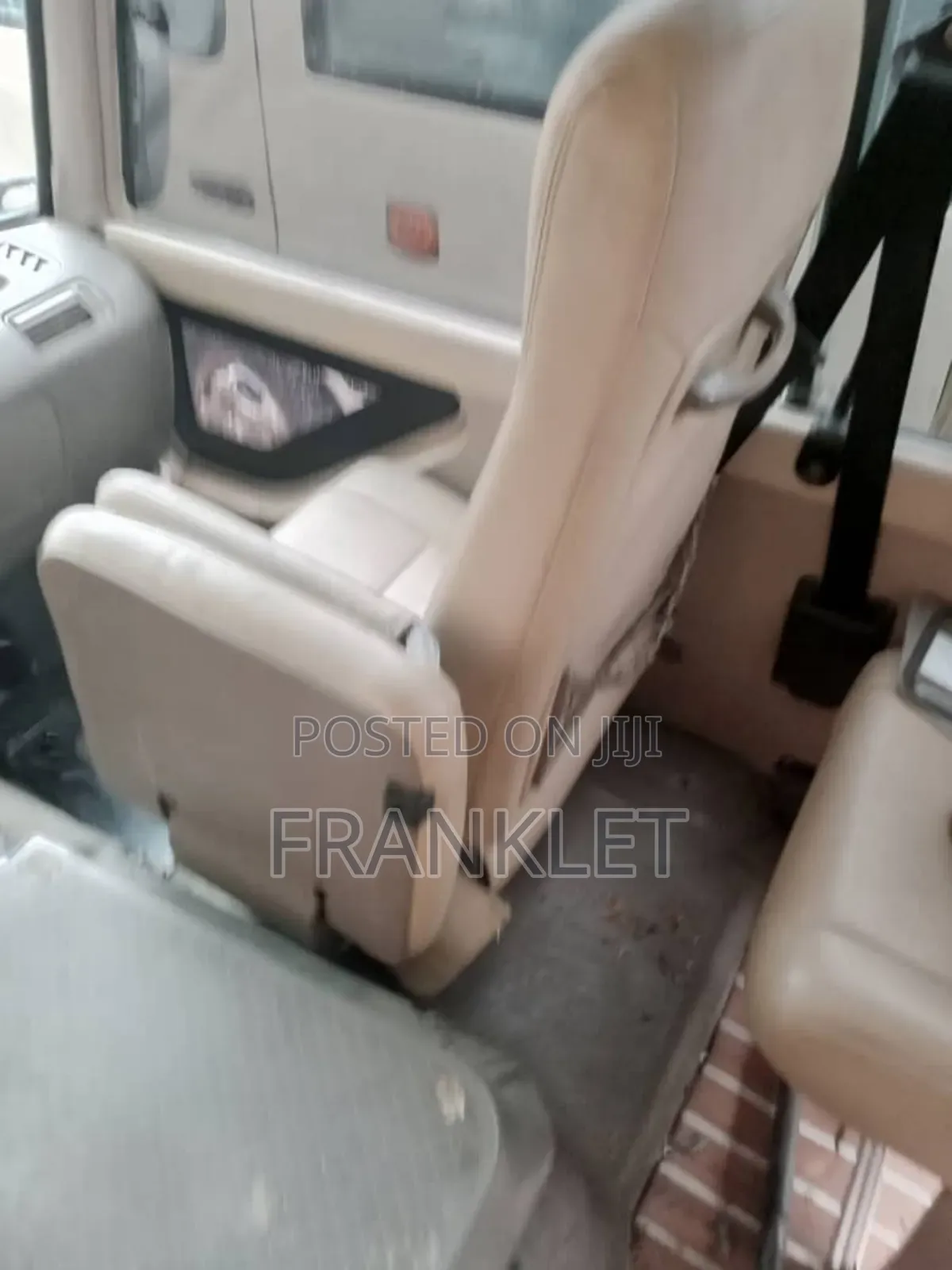 Toyota Coaster 2014 Gold