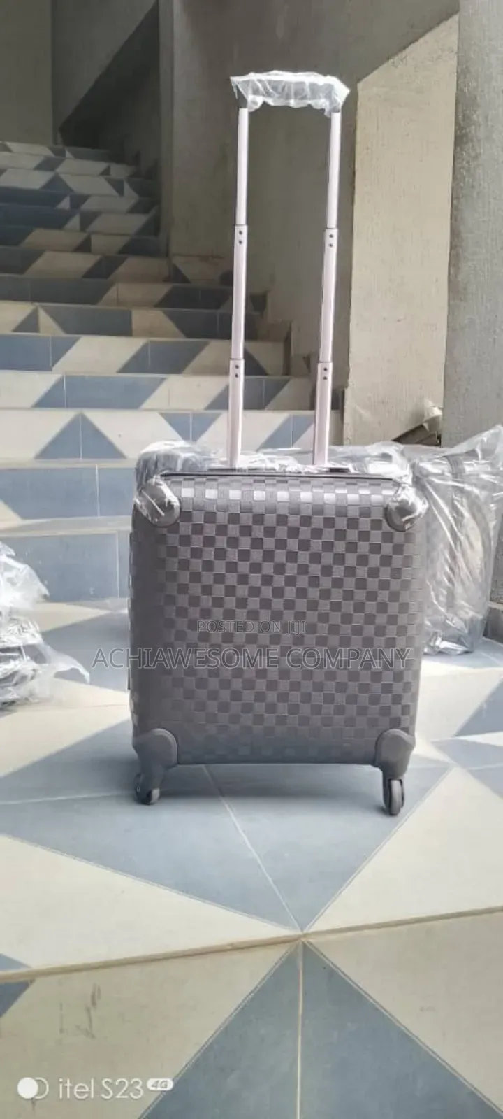 Good Quality Travelling Box