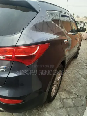 Hyundai Santa Fe 2015 Black
